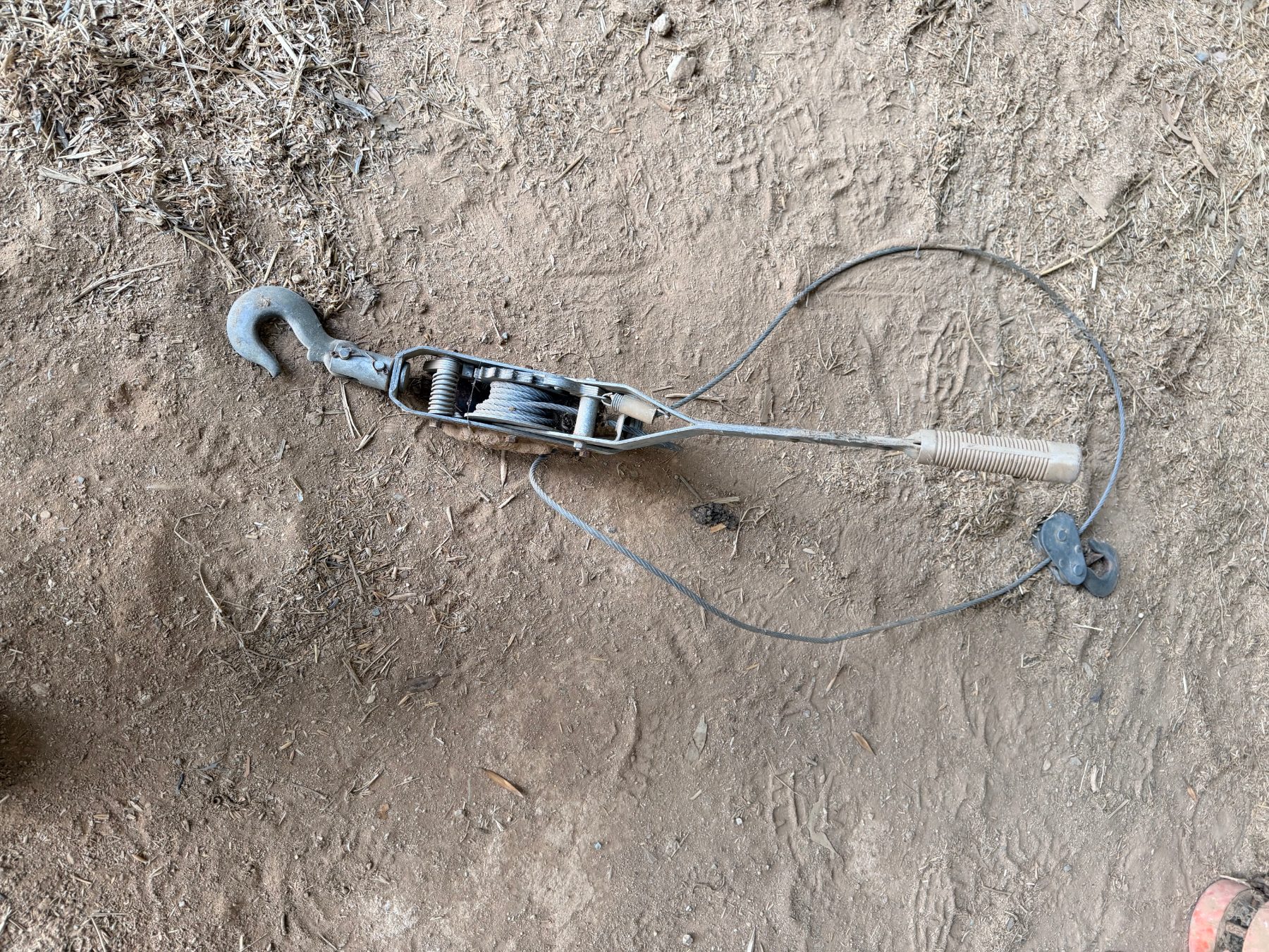 Ratchet hook - photo 1