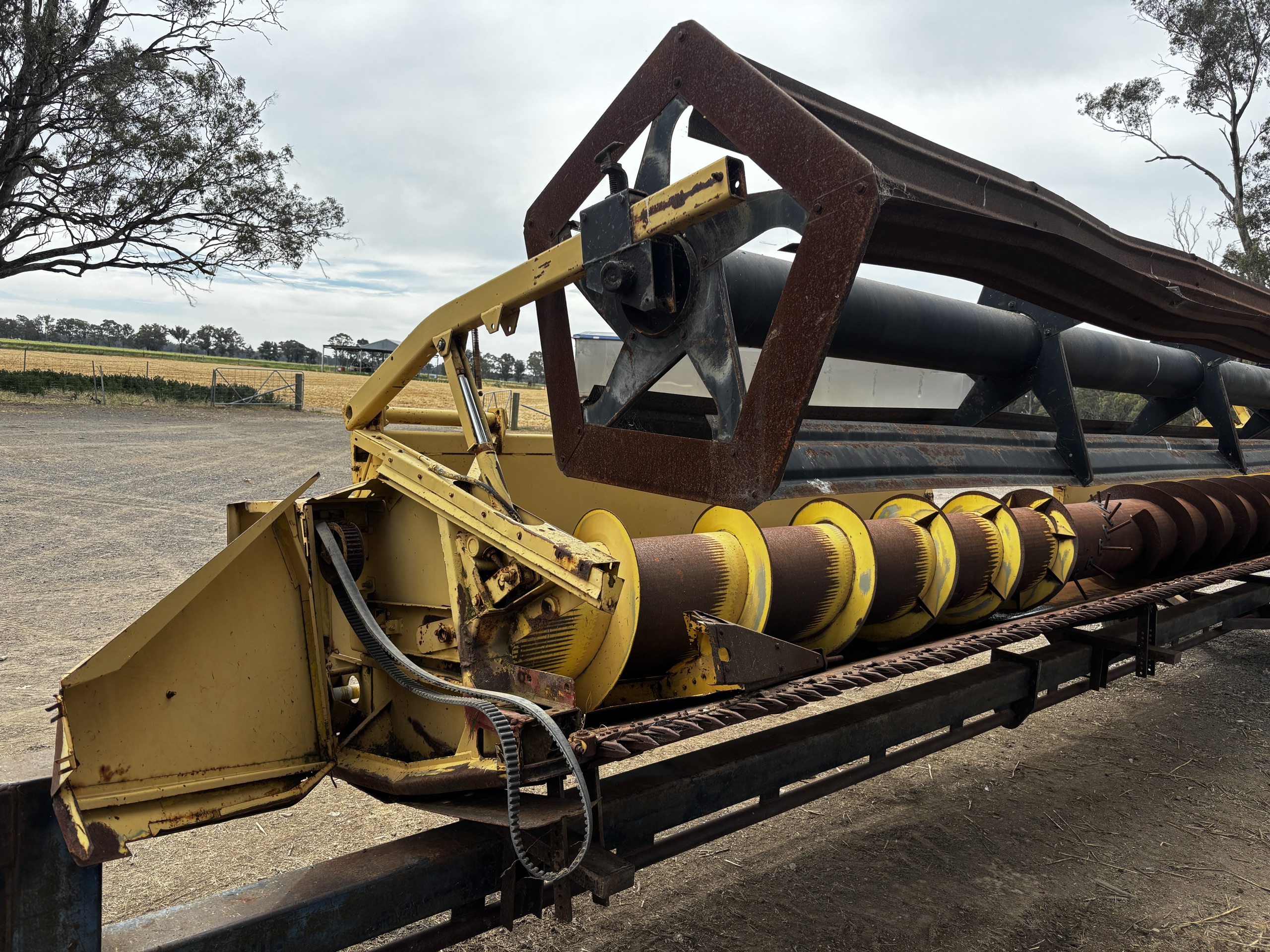 Used - NH-806 Open Front on Comb Trailer - photo 2