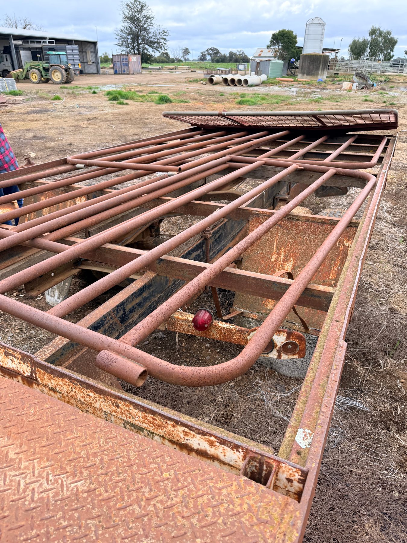 4 x Solid steel gates
