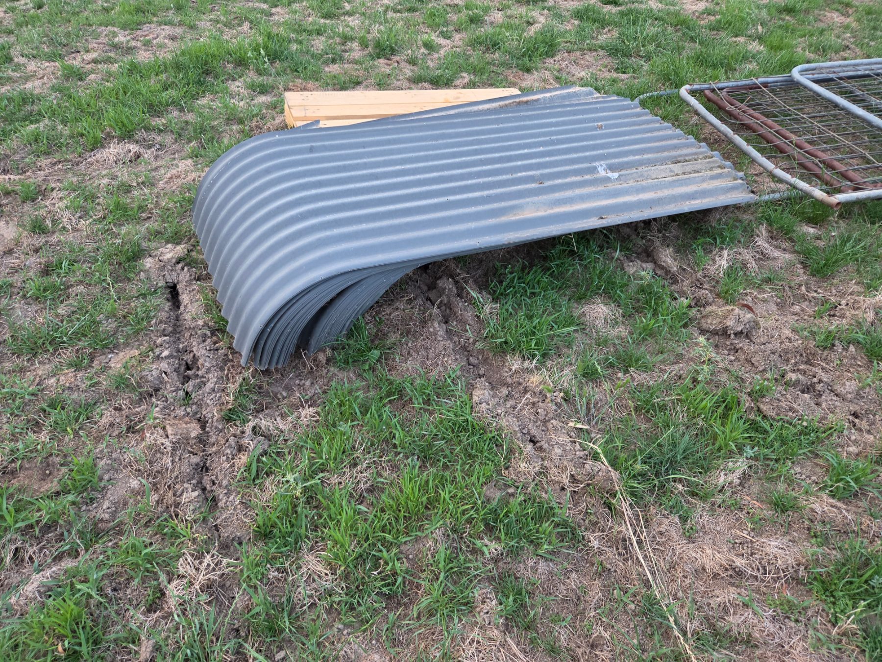 Used - House Lot of Victorian Bullnose Verandah Sheets - photo 1