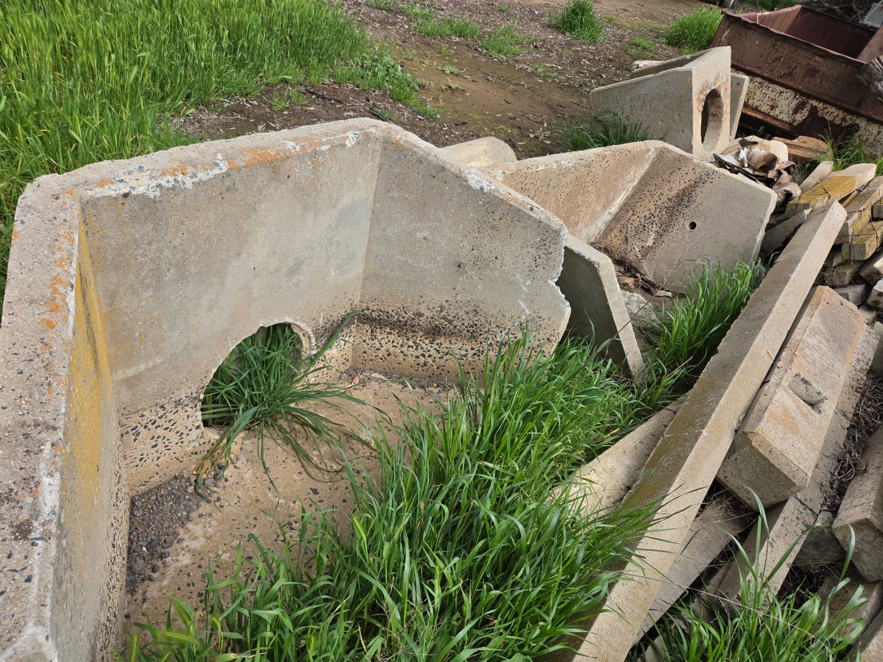4x Culvert Ends & 2 Pipes - photo 5