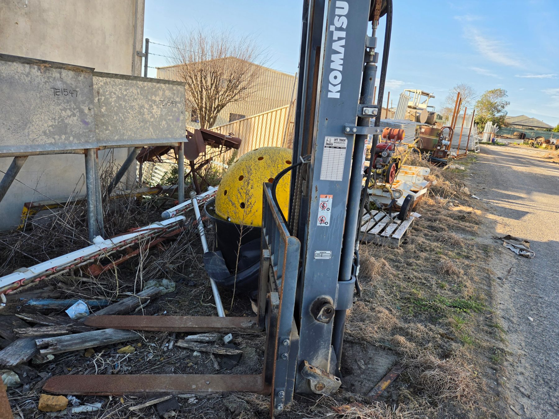 Komatsu Forklift Tower - photo 2