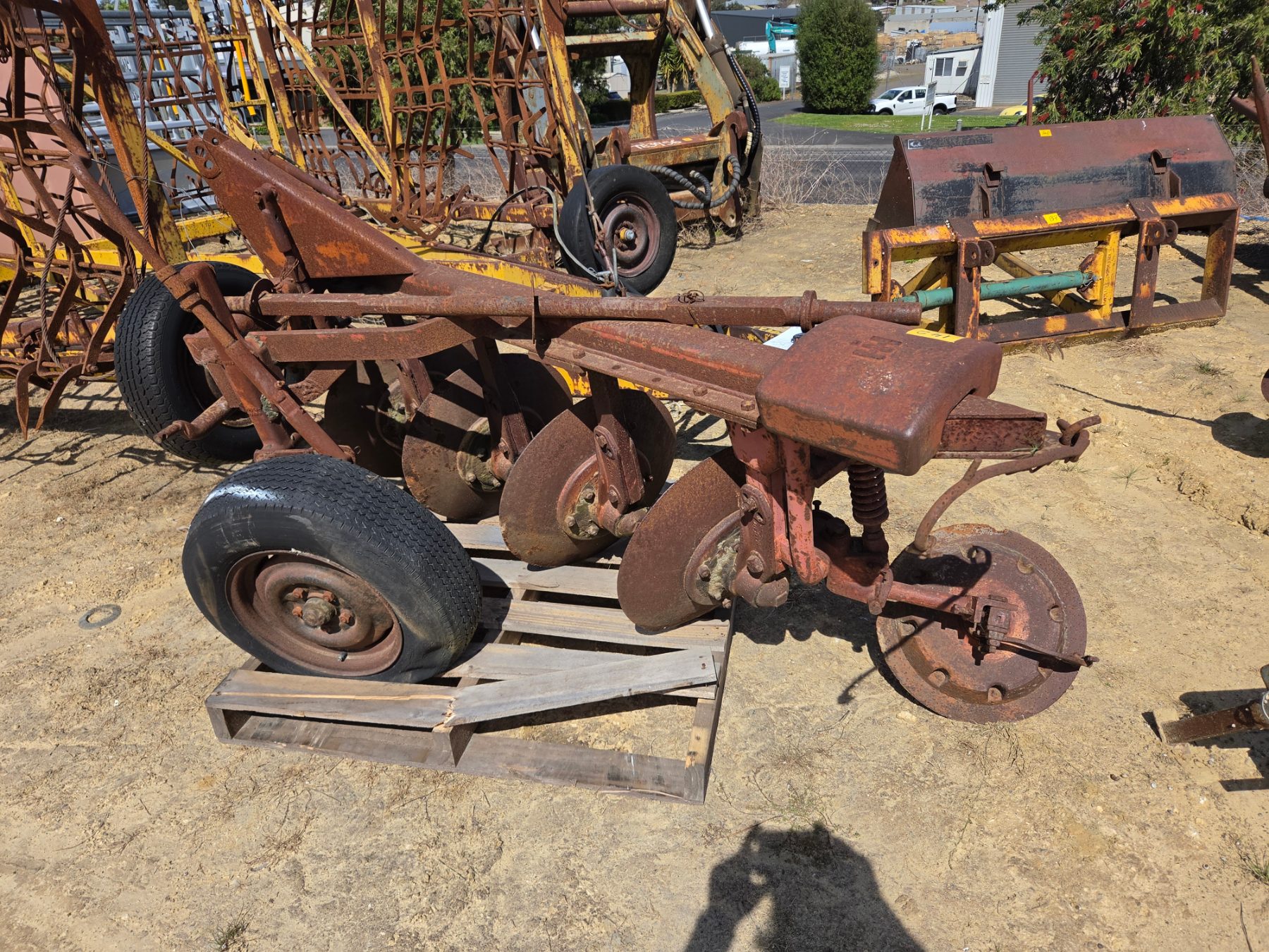 3pl IH 4 Plate One-way Disc Plough - photo 1