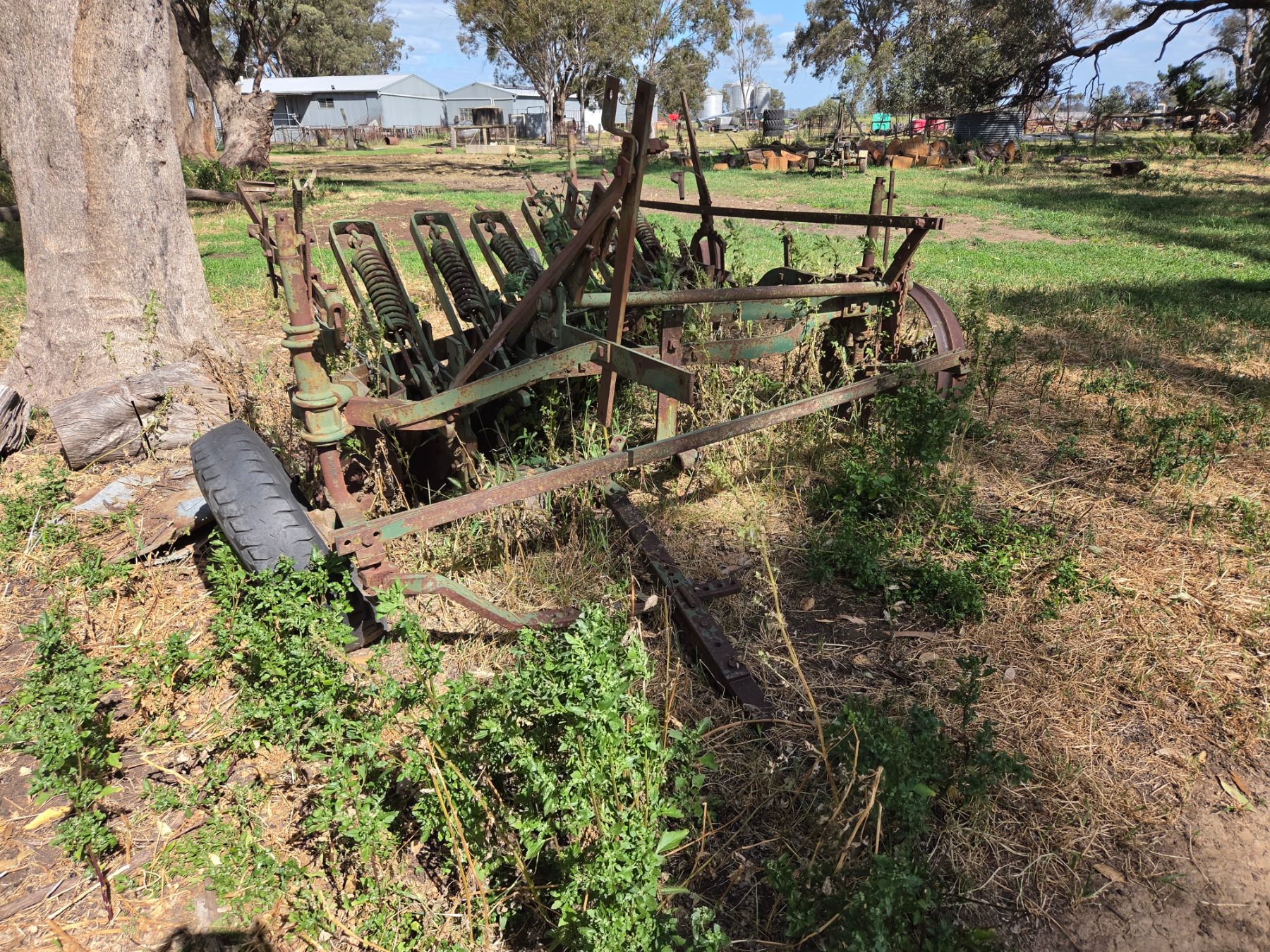 Used - John Shearer Royal 14 Plate One-way Disc Plough - photo 4