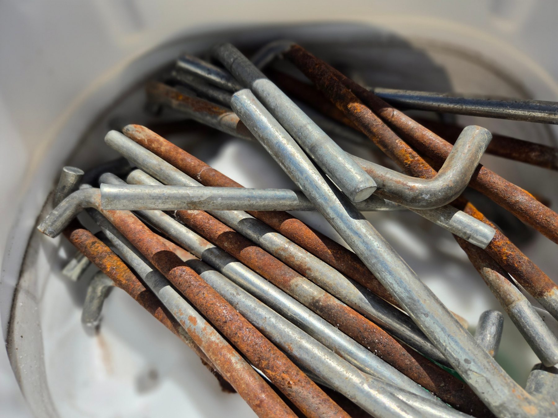 Used - White Tub of Stockyard Panel Pins - photo 2