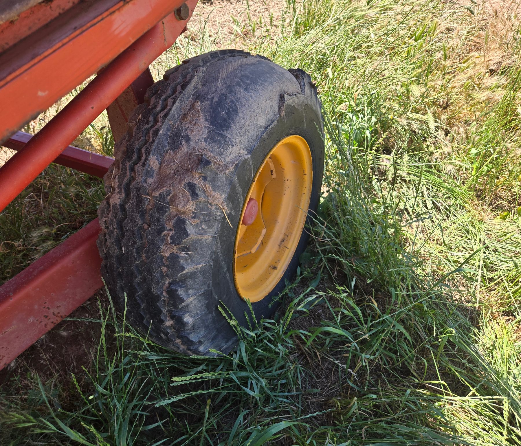 Used - Kverneland Rotary Hay Shredder - photo 13