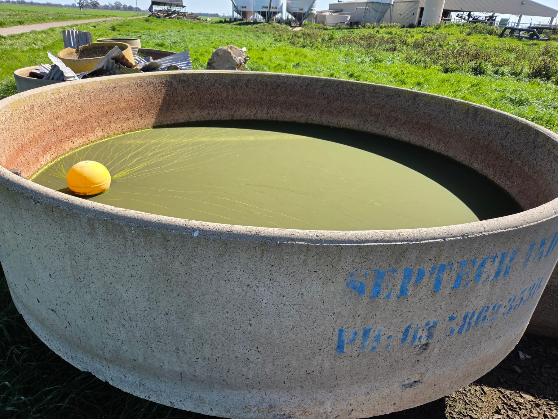 10ft Stock Trough with Ball Valve (Zl) - photo 2