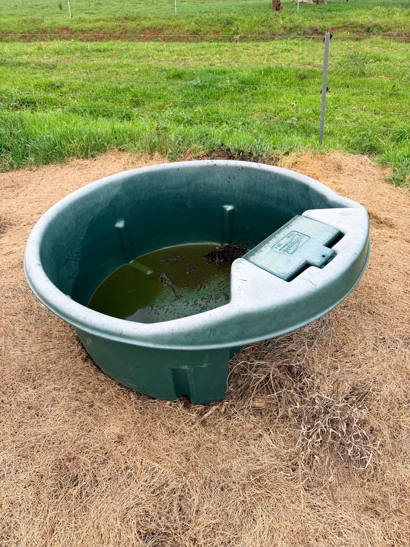 600L Polymaster water trough