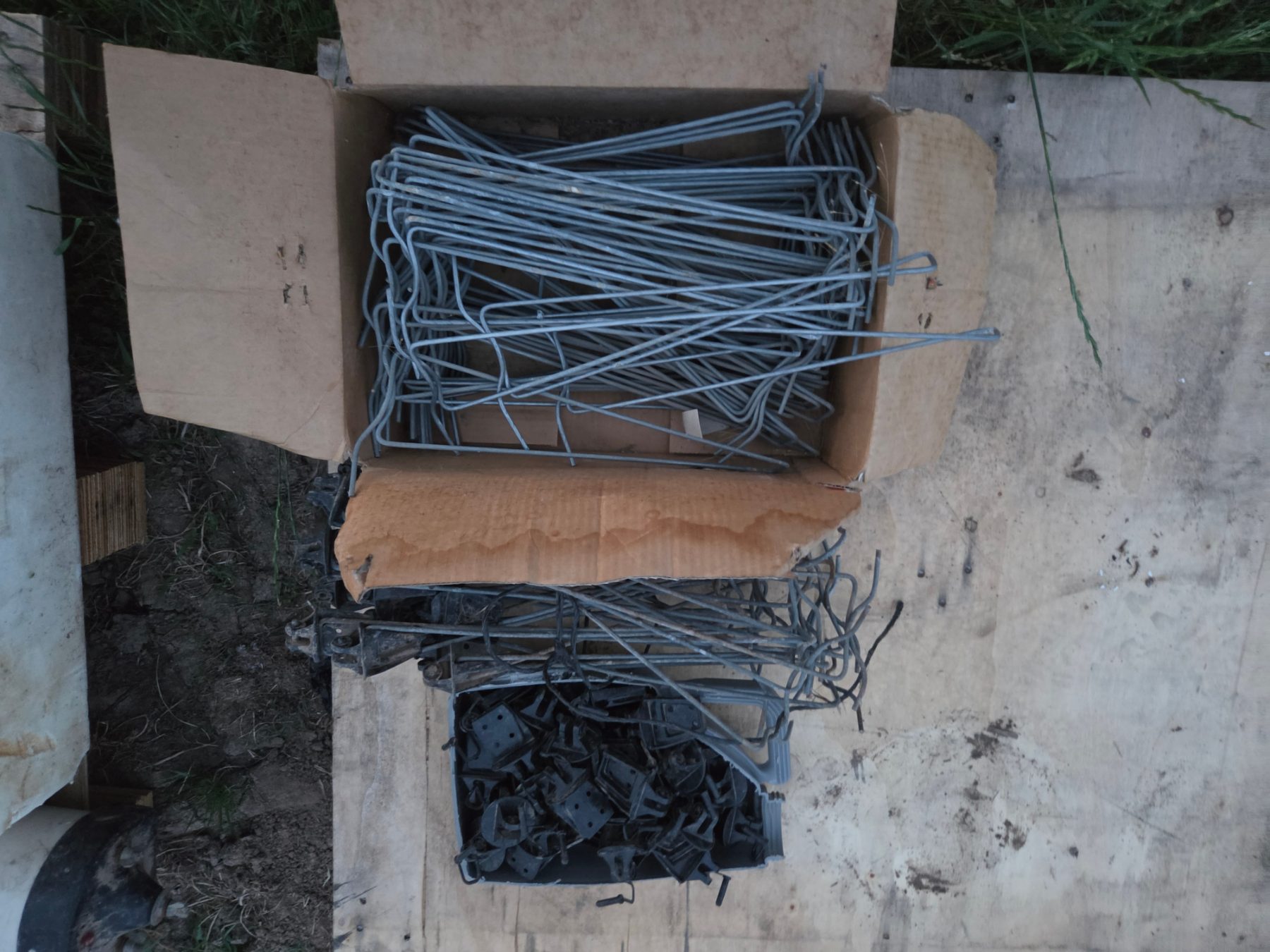 Used - Elec. Fence Stand-offs with Poly Insulators - photo 4