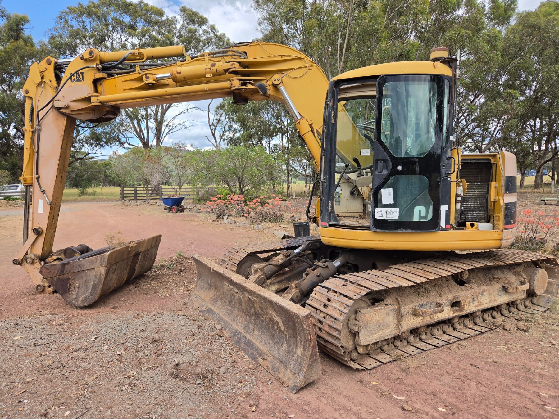 Used - Cat 313b-SR Excavator - photo 3
