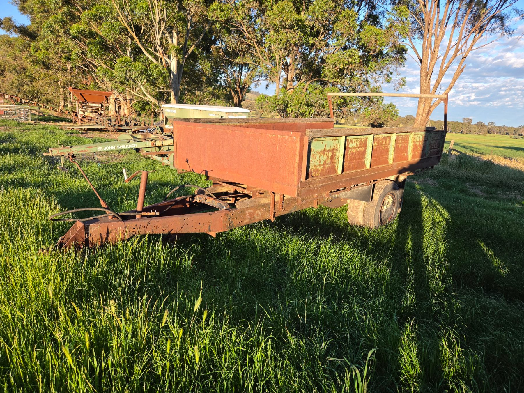 Used - Farm Hyd. Tipping Trailer - photo 1