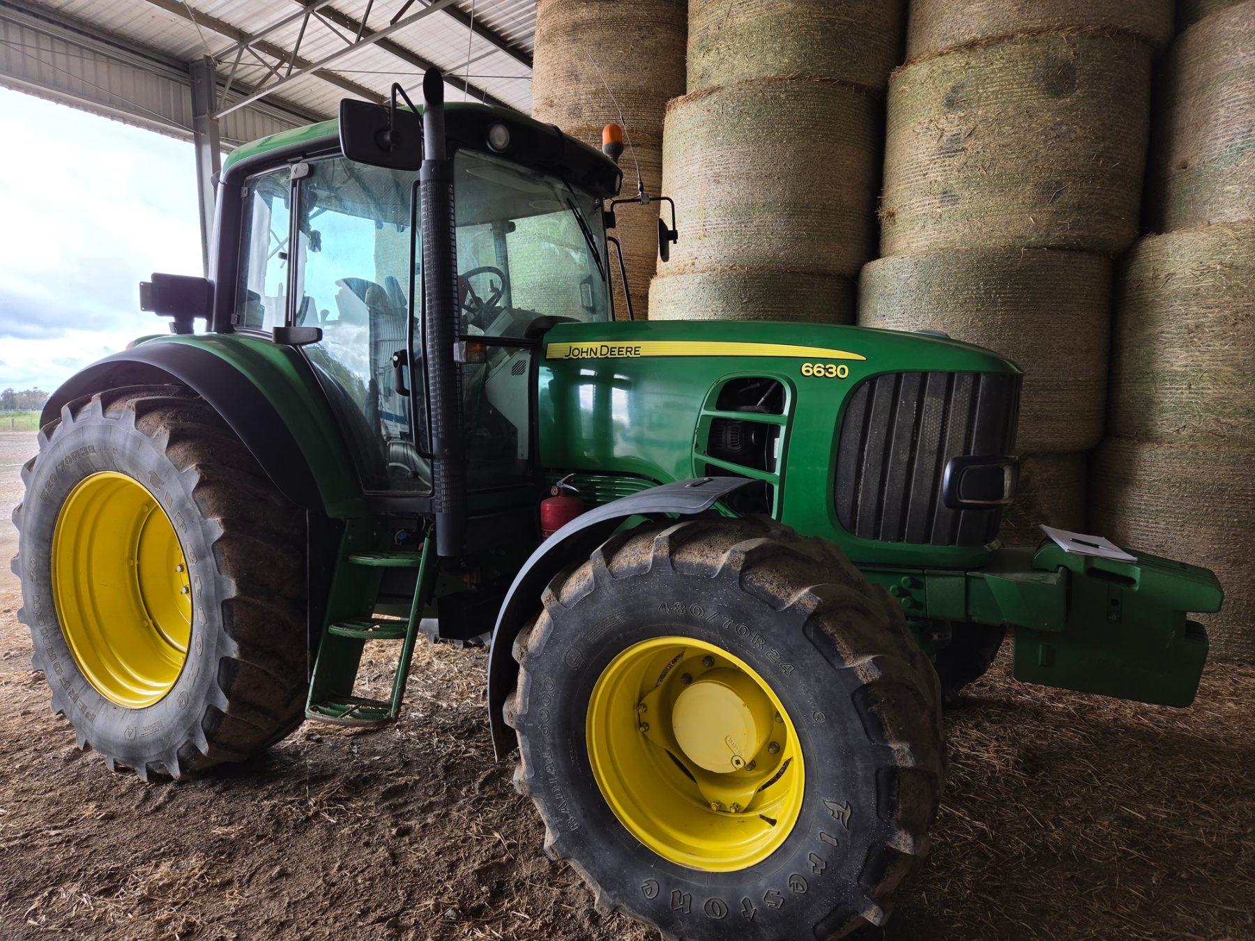 2011 John Deere 6630 FWA Tractor