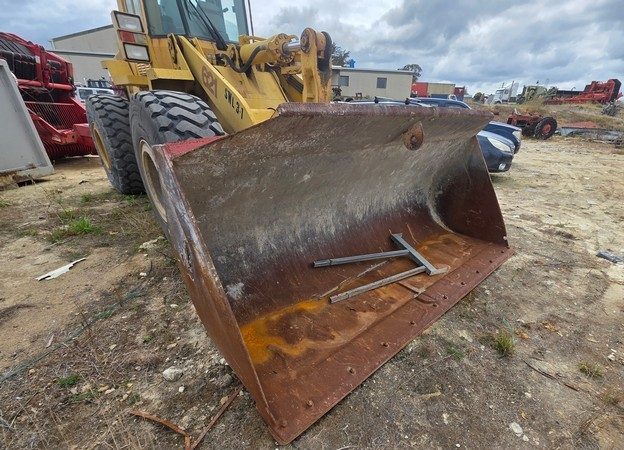 Case 621ZF Wheeled Loader - photo 6