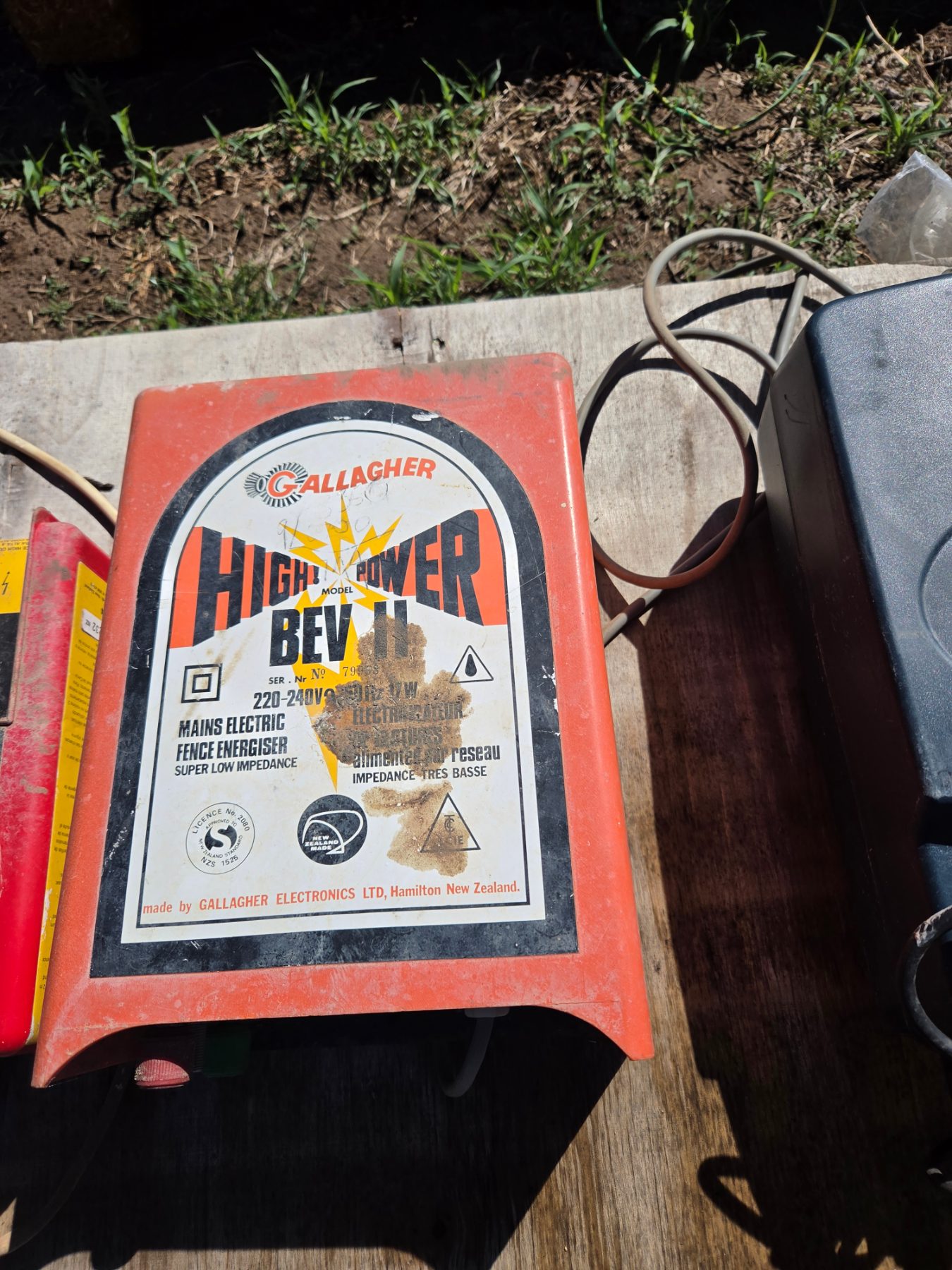 Used - Gallagher BEV II Mains Power Energiser - photo 1