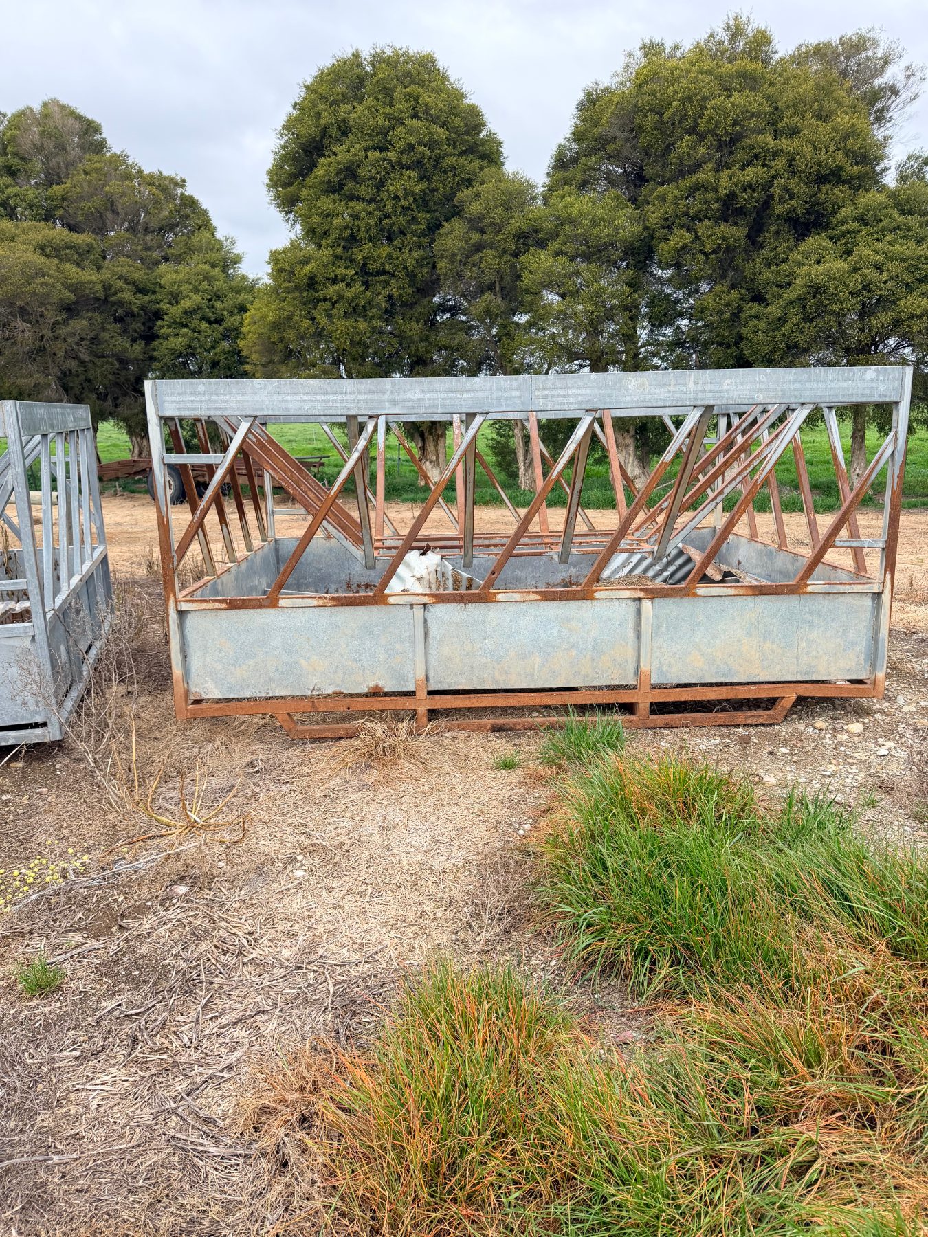 Large Bale up feeder - photo 2