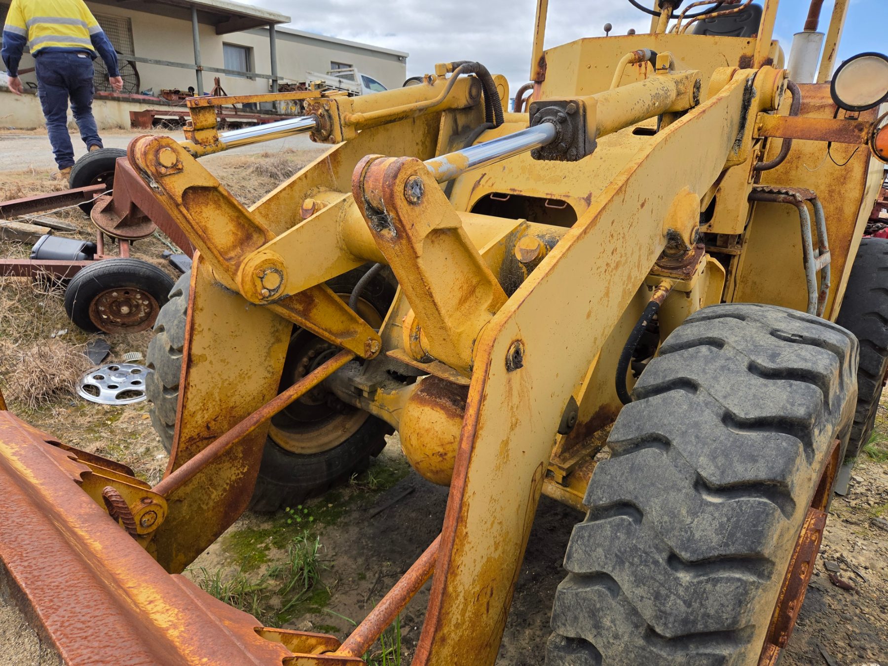 Clark 45B Articulated Loader - photo 13