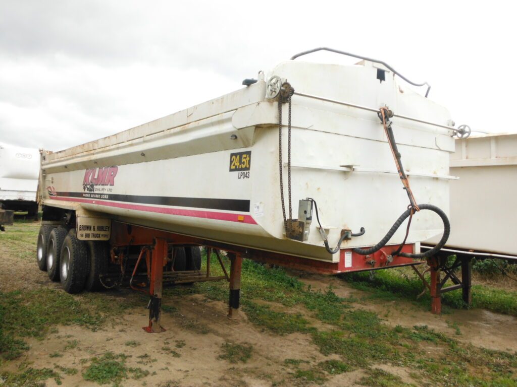 29ft Tri-axle Tipper - photo 1