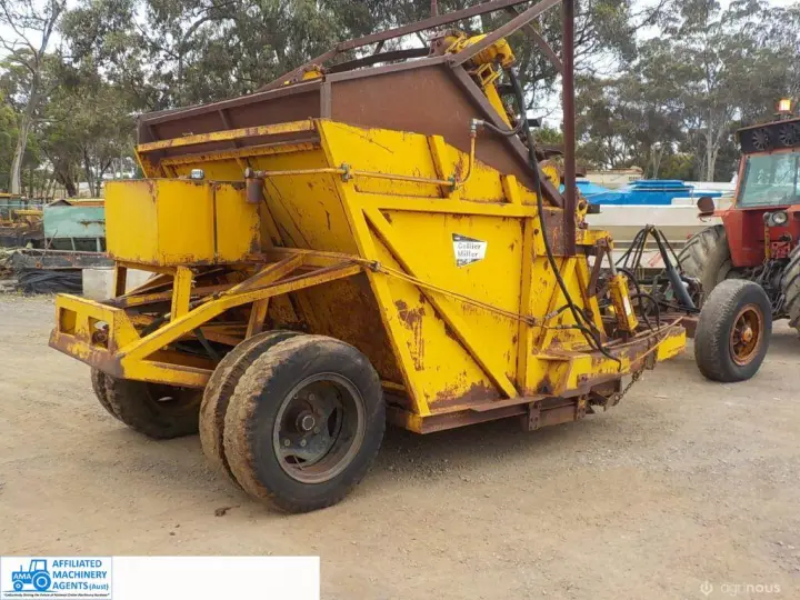 Collier Miller Tow Behind Elevating Scraper