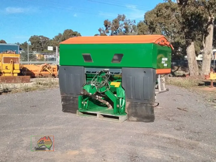 Amazone ZA-V 2600 3PL Super Spreader