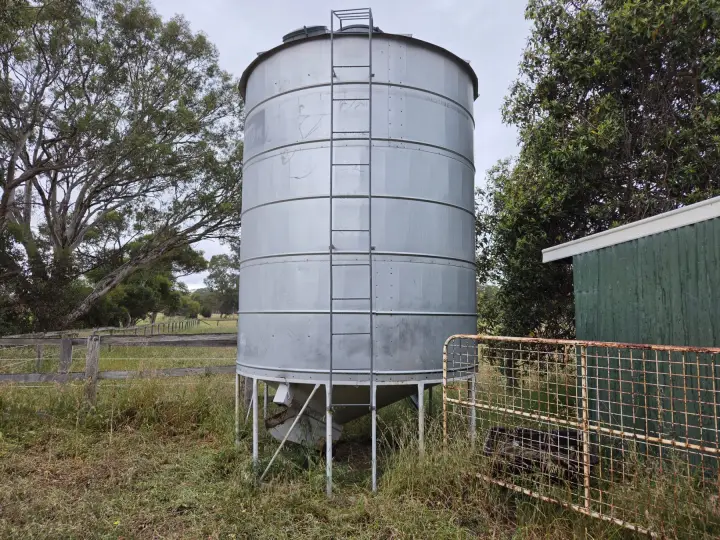 Used - Nelson Silo
