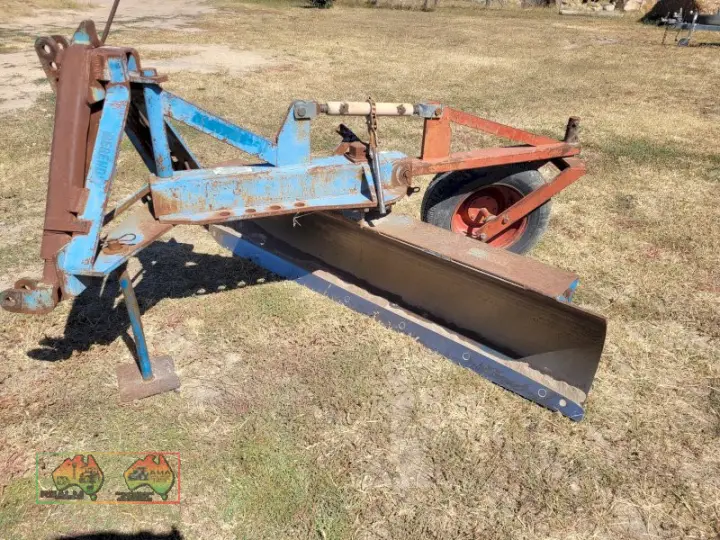 3pl Berends 7ft Grader Blade