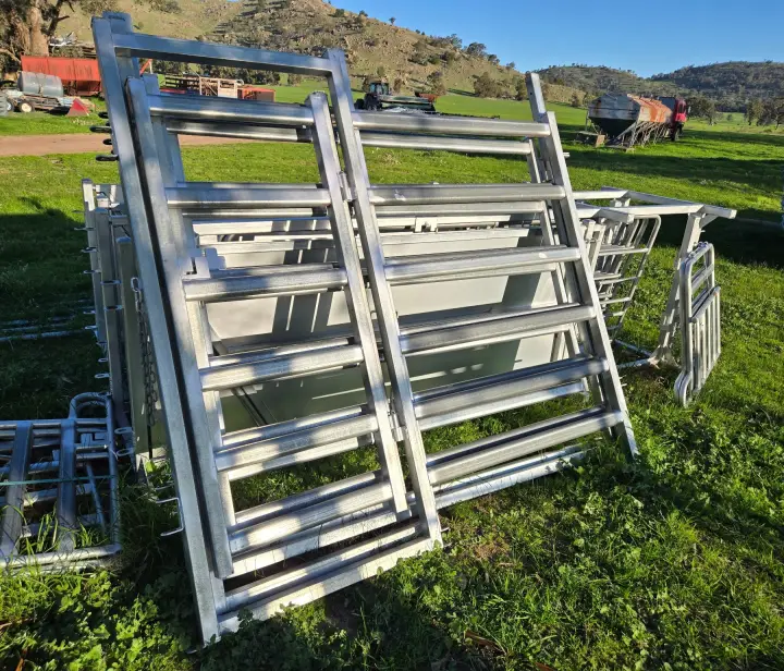 New Cattle Yard Man Access Panel