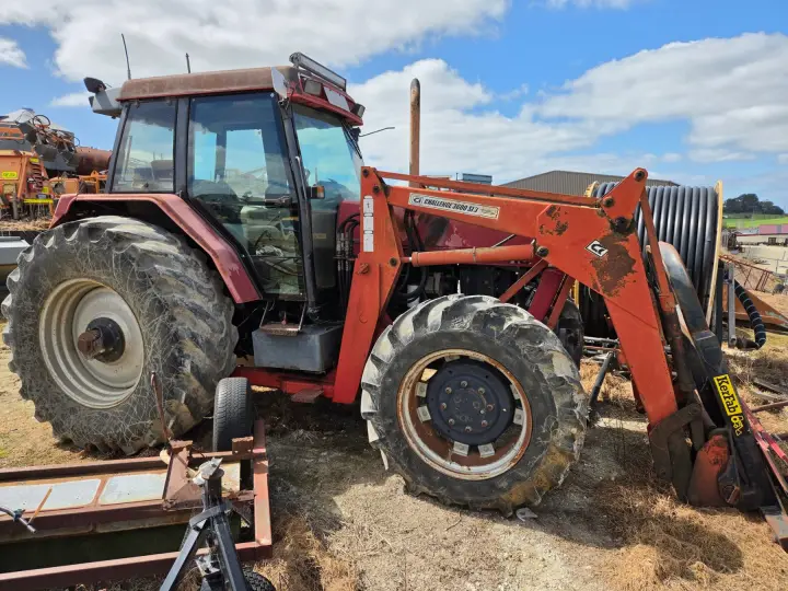 Case 5150 FEL Tractor