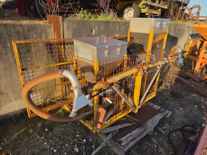 3pl Ex-Forestry Twin Airseeder