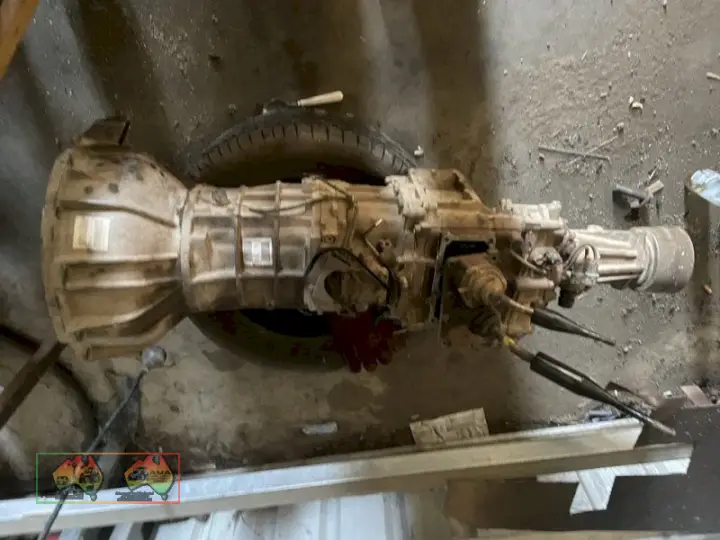 Mitsubishi Triton 4x4 Gearbox (Complete & Working)