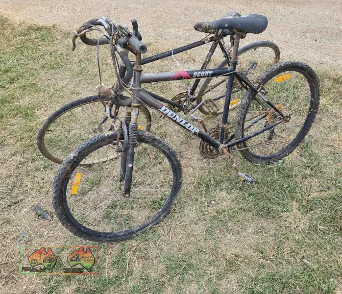 2x Push Bikes