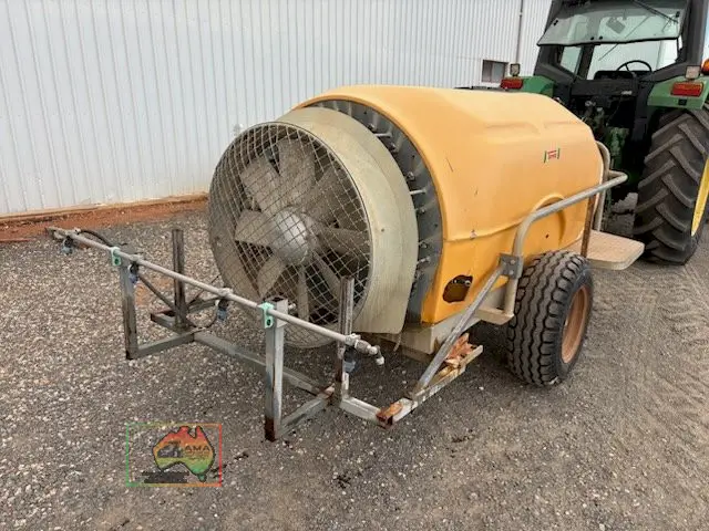 Tornado 2000 airblast orchard sprayer