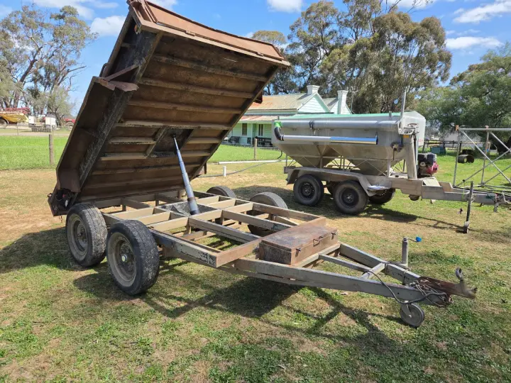 Used - 2007 Armstrong 10x6ft Tipping Tandem Trailer