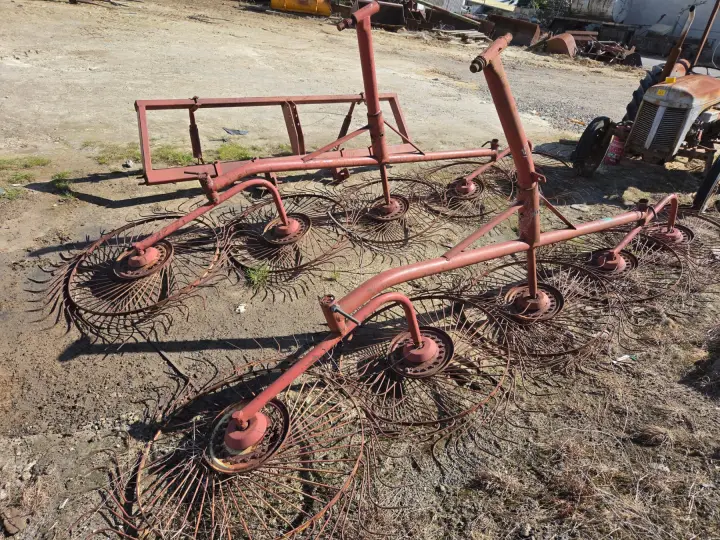 3pl Vicon V-10 Hay Rake