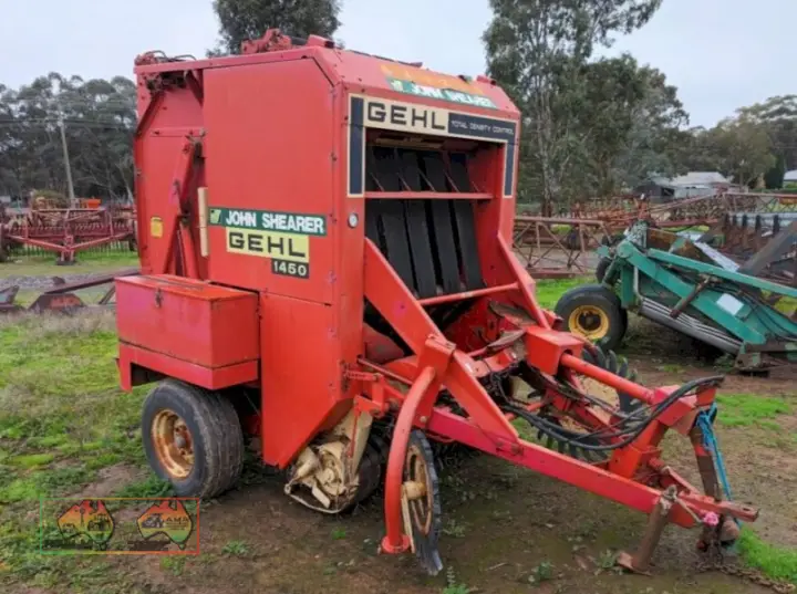 John Shearer/Gehl Round Baler