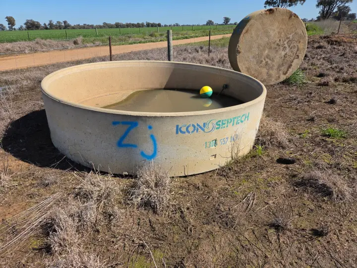 Septec 10ft Trough with Ball Valve (Zj)
