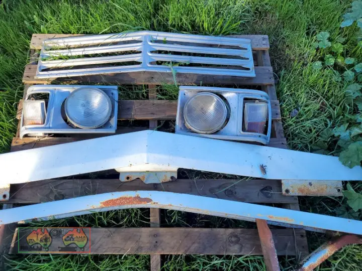 Early Model WB Grill, Lights, Nose cone & Bumper
