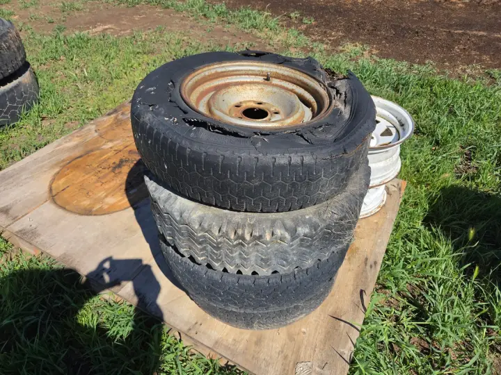Used - 4x 14" Holden Trailer Rims