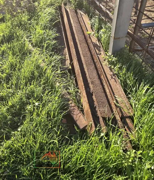 Heavy Gauge Railway Iron Yard Posts ($/m)