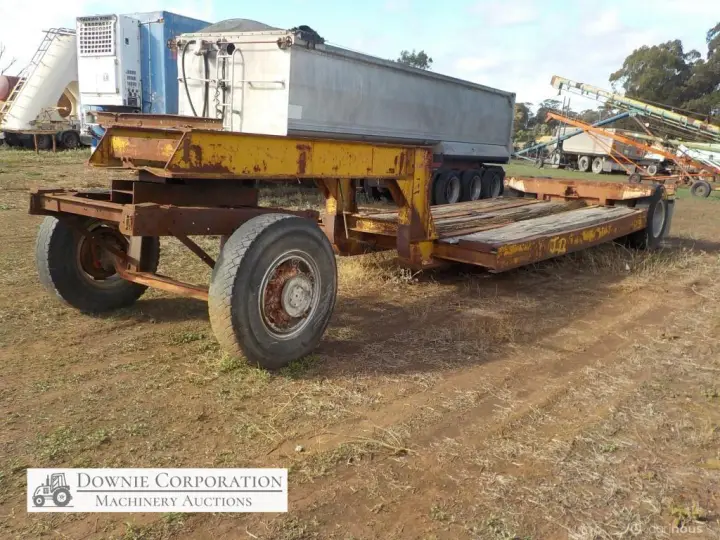 Low Loader Float