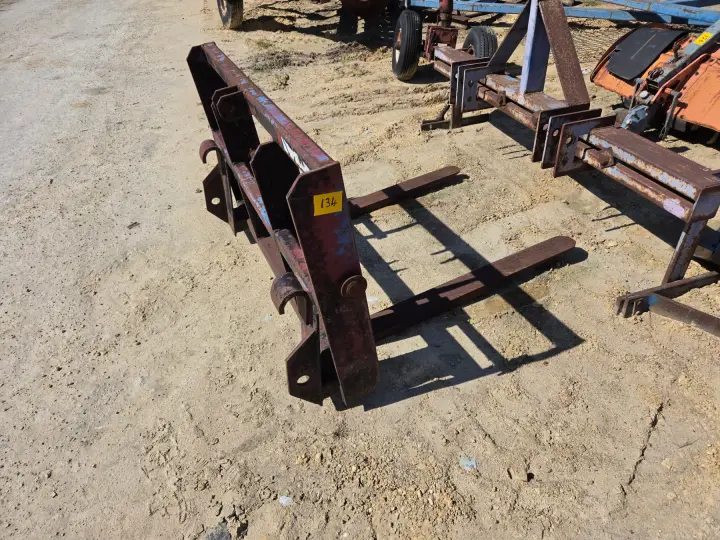 H/duty Challenge FEL Pallet Forks