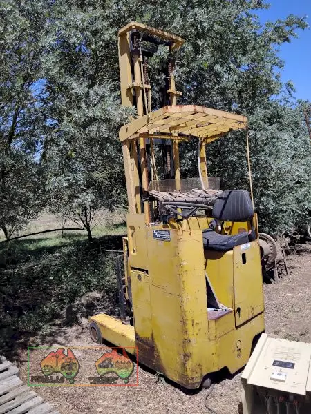 NYK Electric Forklift