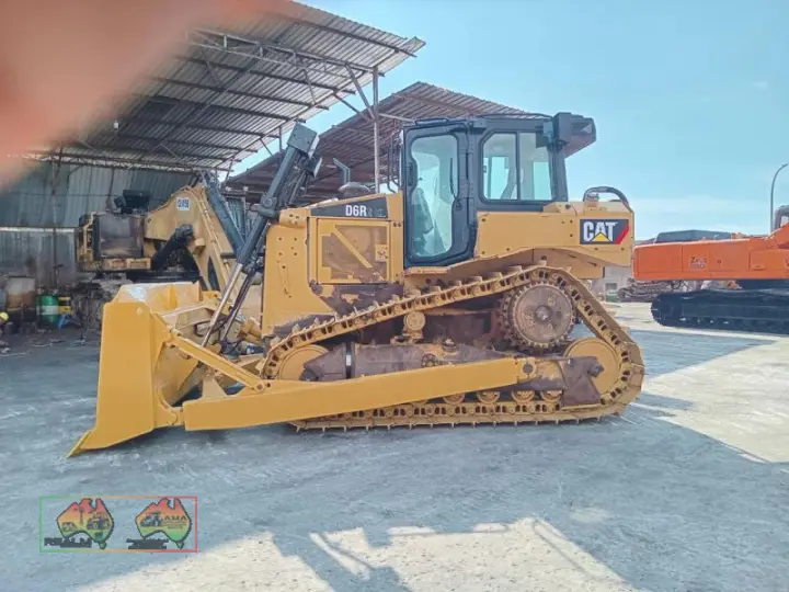 D6R2 XL 2020 - 5,570hrs - [Refurbished] - (8215)