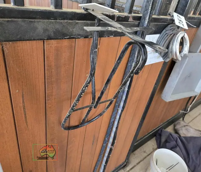 Wall Mount Saddle Rack