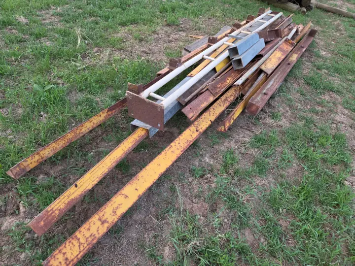 Used - Structural Shed Supports & Sundry Steel