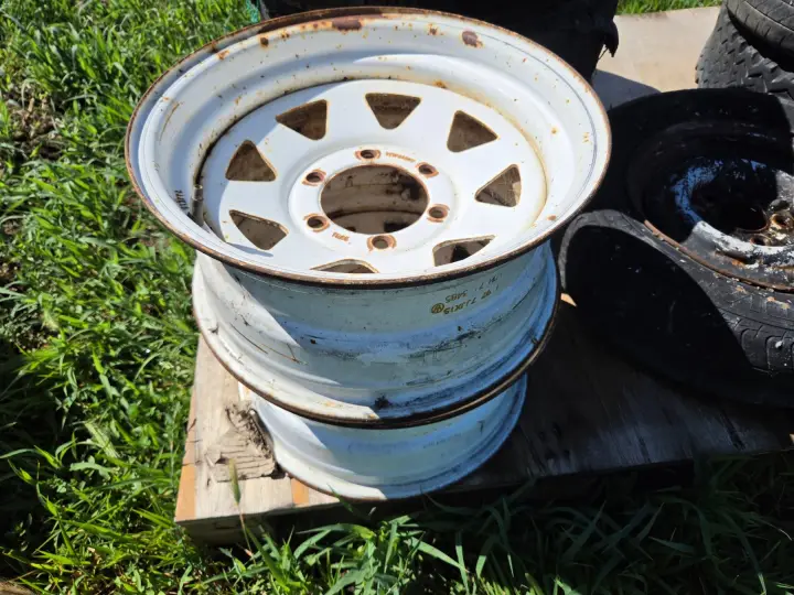 Used - 2x 15" Toyota 6 Stud Trailer Rims