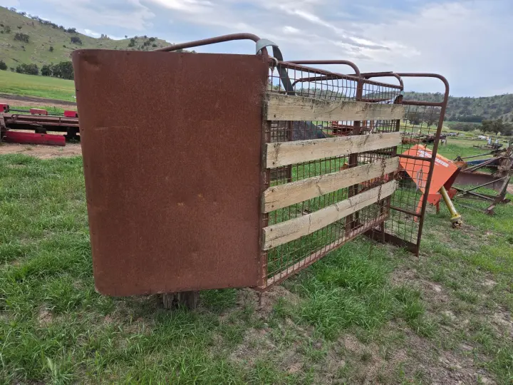 Used - 7x5 Cattle Crate