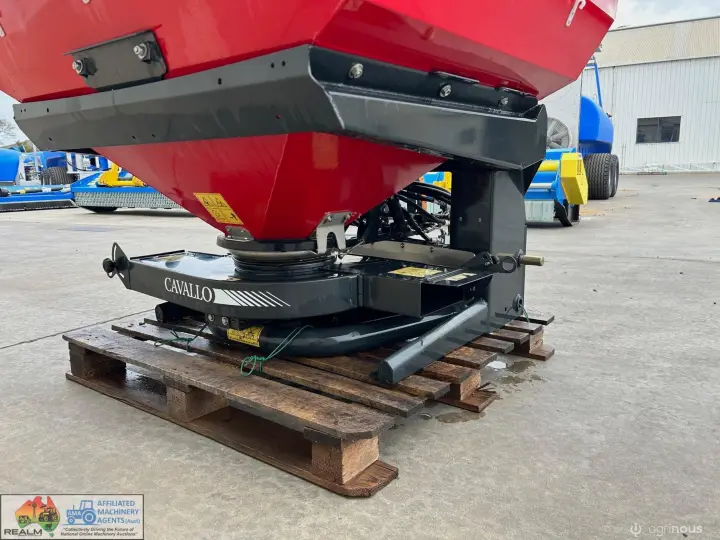 New cavallo spreader
