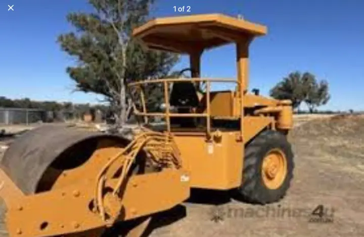 WTB - 8- 12 Ton Vibrating Roller