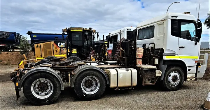 2012 UD Quon Prime mover