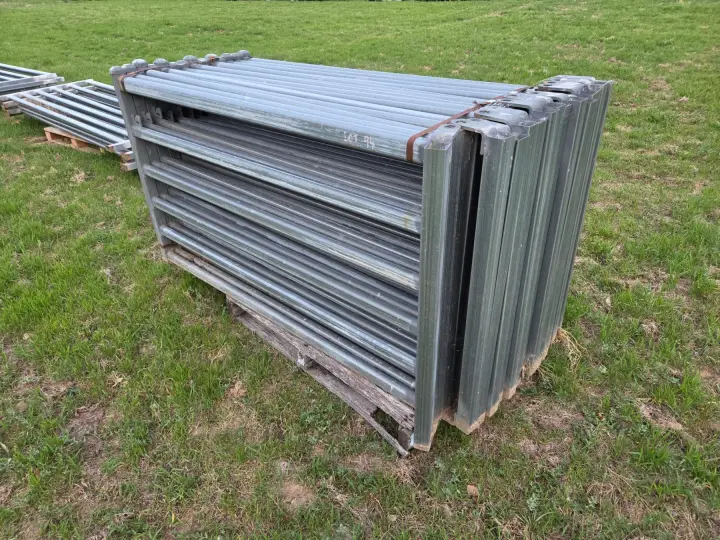 New - 2.1m Hinged H/duty Sheep Yard Gates ($/gate)